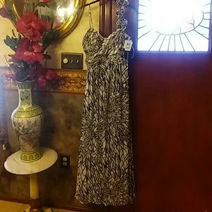 Betsy & Adam Black&White Long Dress